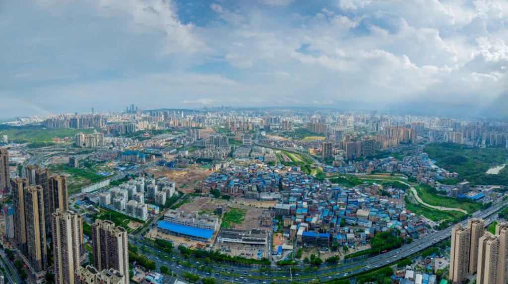 鸡村约17亩旧改地底价成交，坐拥双地铁，将扩容邦泰揽境？