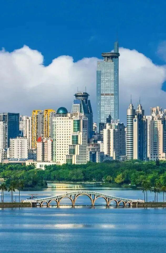 “因为一座山，买了一套房”刷屏！南宁，一座用美景和美食“留住”你的城