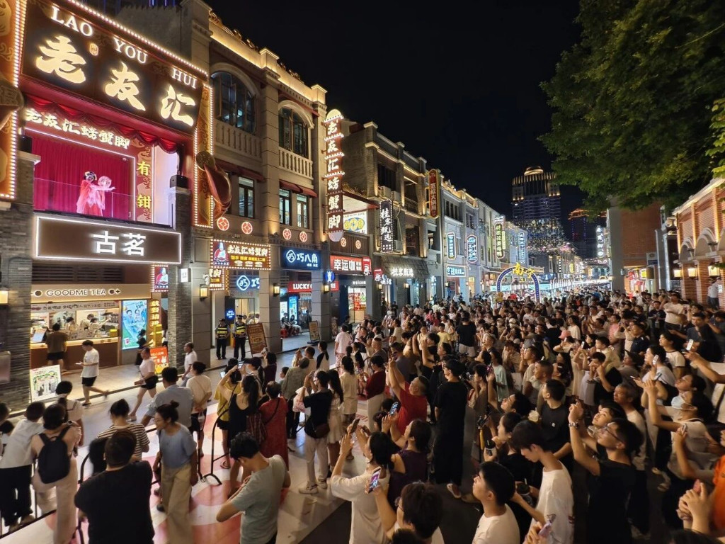 月满邕城，南宁人把团圆玩出了新花样！